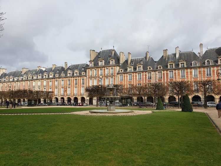 Maison De Victor Hugo Place Des Vosges Maison de Victor Hugo, Place des Vosges - Paris
