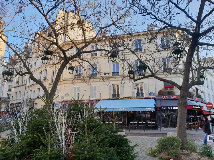 La place de la Contre Escarpe et la rue Mouffetard - Paris