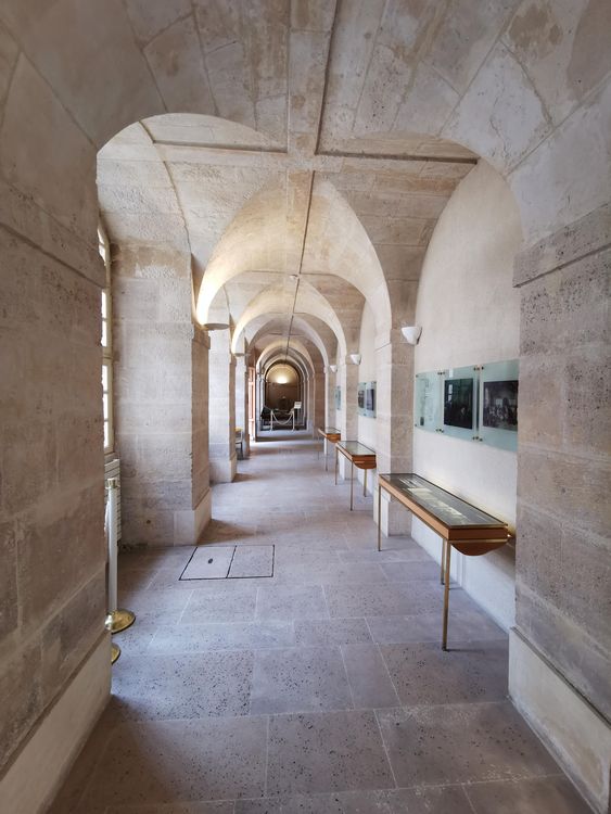 Abbaye Royale du Val-de-Grâce et Musée du Service de Santé des Armées