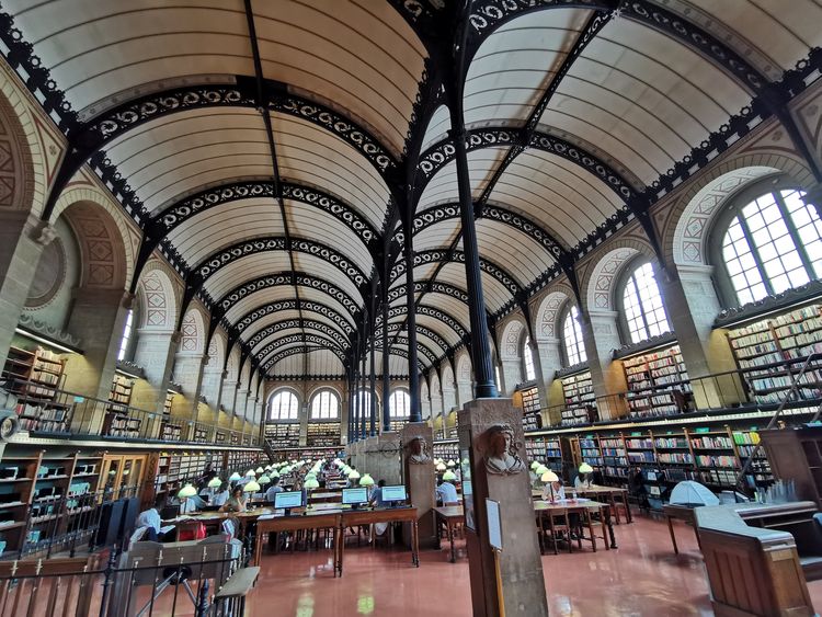Bibliothèque Sainte-Geneviève - Paris